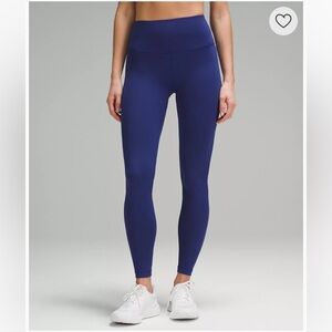 Women’s Lululemon Wunder Train High-Rise Tight 28” size 6 in Larkspur